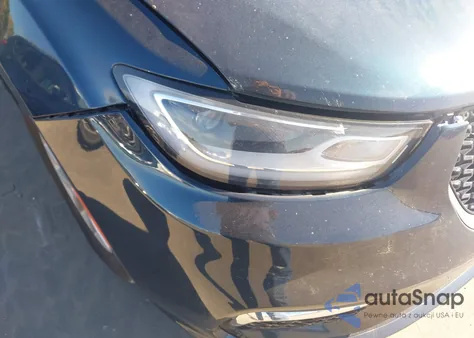 2023 Chrysler Pacifica Touring z USA, uszkodzony, nr VIN 2C4RC1FG7PR557495